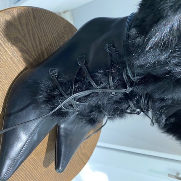 Enzo Angiolini heeled boot-size 8 - Picture 2 of 3